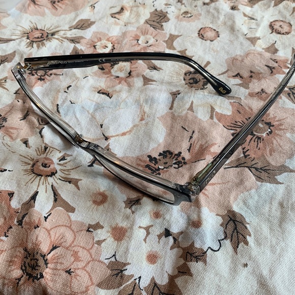D&G eye glasses frames - Picture 2 of 6